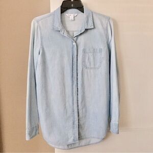 100% Cotton Chambray Light Wash Denim Long Sleeve Oxford Boyfriend Shirt